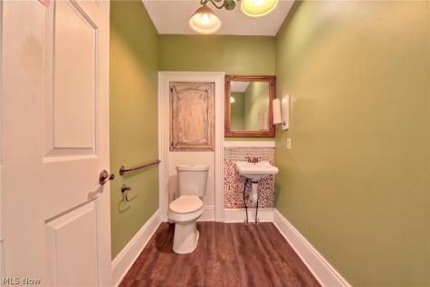 185 Main Street Wadsworth OH 44281