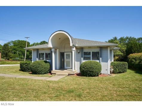 727 Graham Road Cuyahoga Falls OH 44221