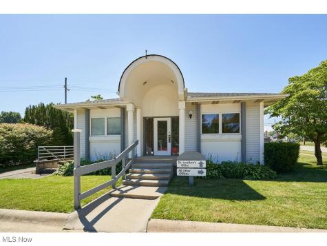 727 Graham Road Cuyahoga Falls OH 44221