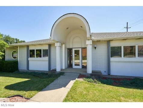 727 Graham Road Cuyahoga Falls OH 44221