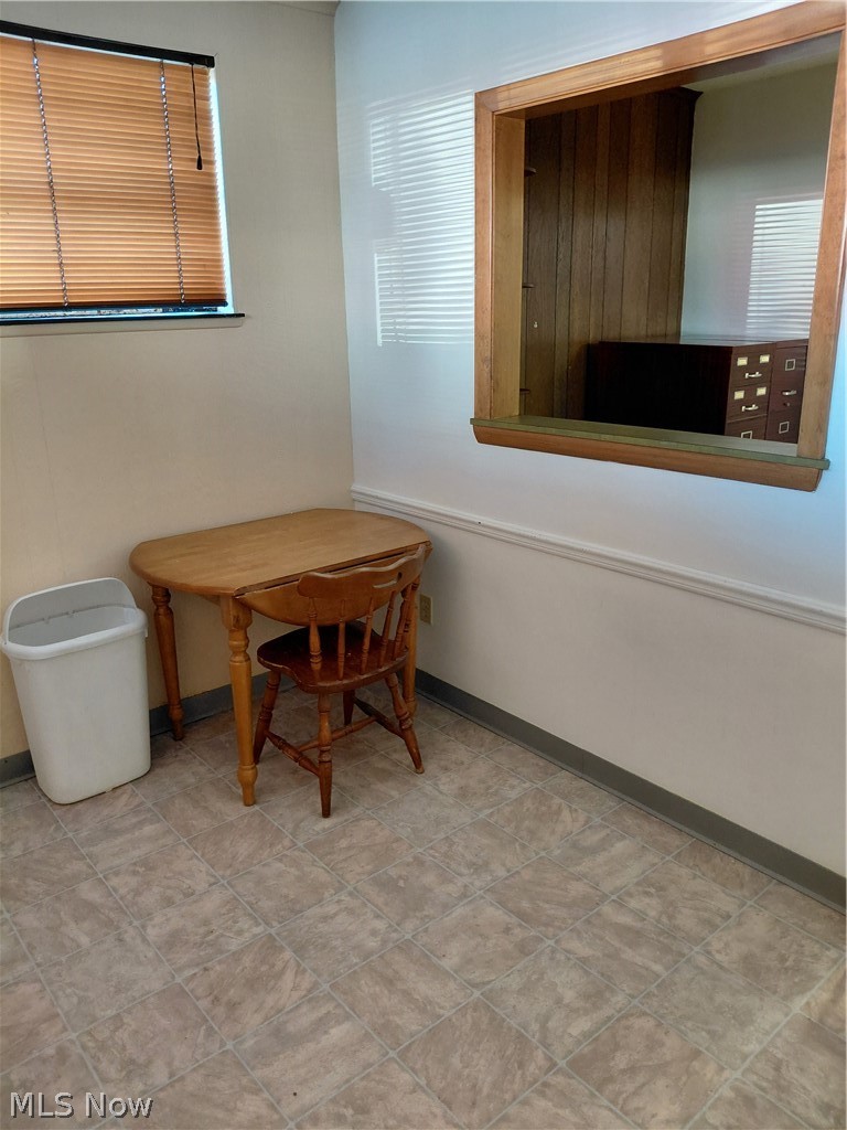 211 N Main Street Hubbard OH 44425