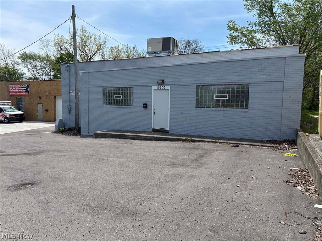 19200 Miles Road Warrensville Heights OH 44128