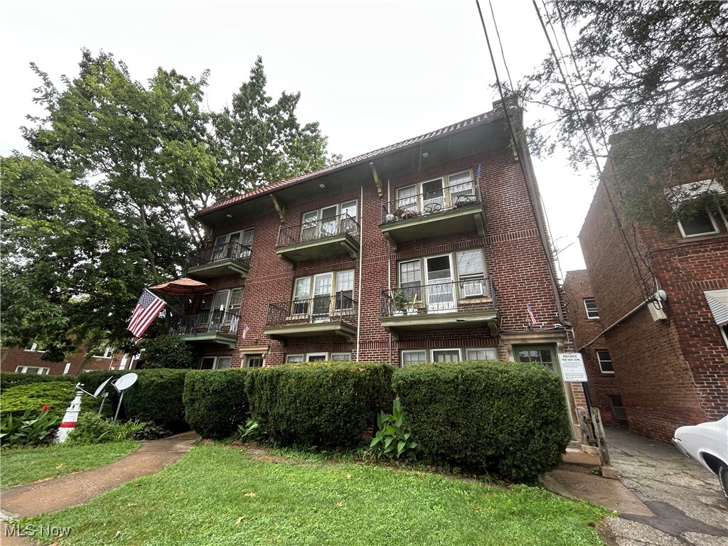 16812 Madison Avenue Lakewood OH 44107