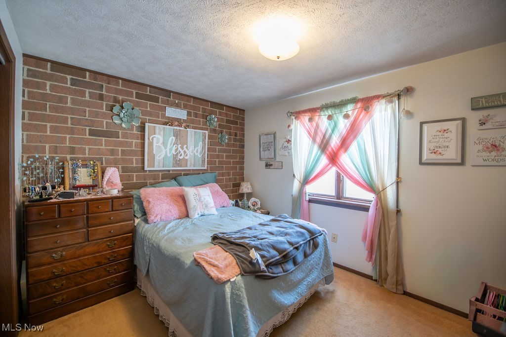 2045 Glamorgan Street Alliance OH 44601