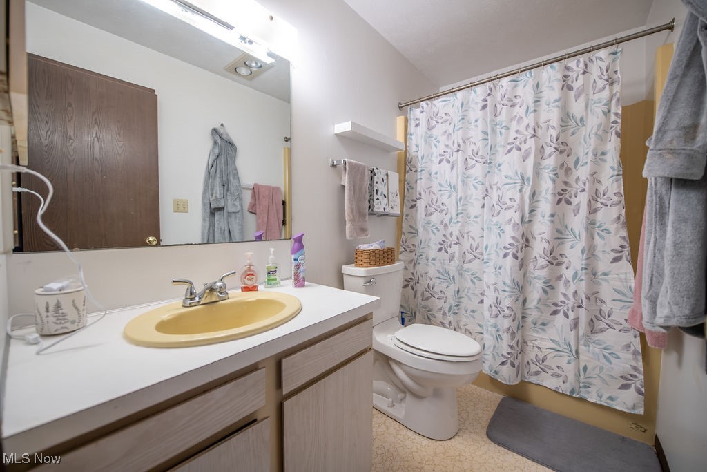 2045 Glamorgan Street Alliance OH 44601