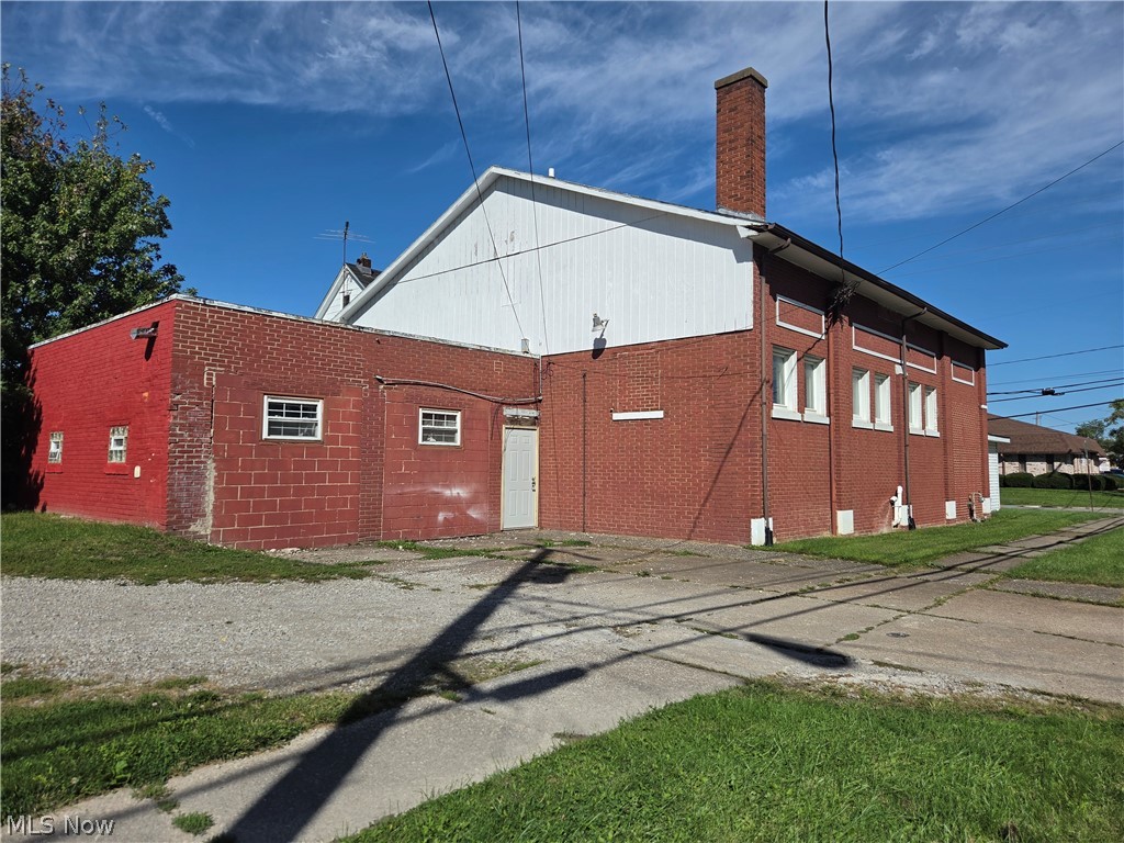 301 W 22nd Street Lorain OH 44052