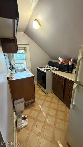 51 Cotter Avenue Akron OH 44305