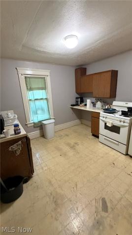 51 Cotter Avenue Akron OH 44305