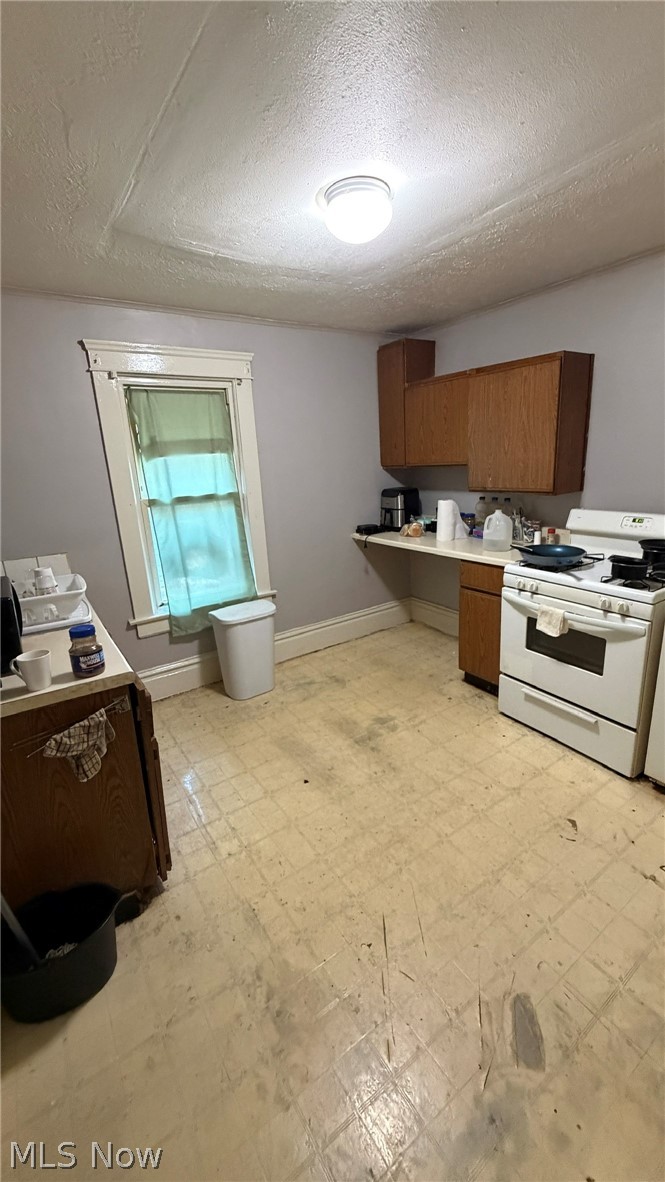 51 Cotter Avenue Akron OH 44305
