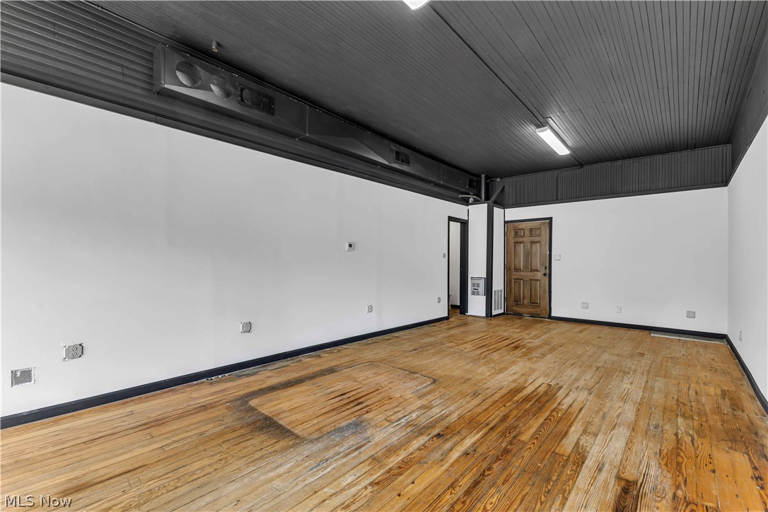 913 Lake Avenue Elyria OH 44035