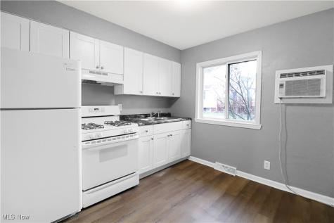 1330 W Waterloo Road Akron OH 44314