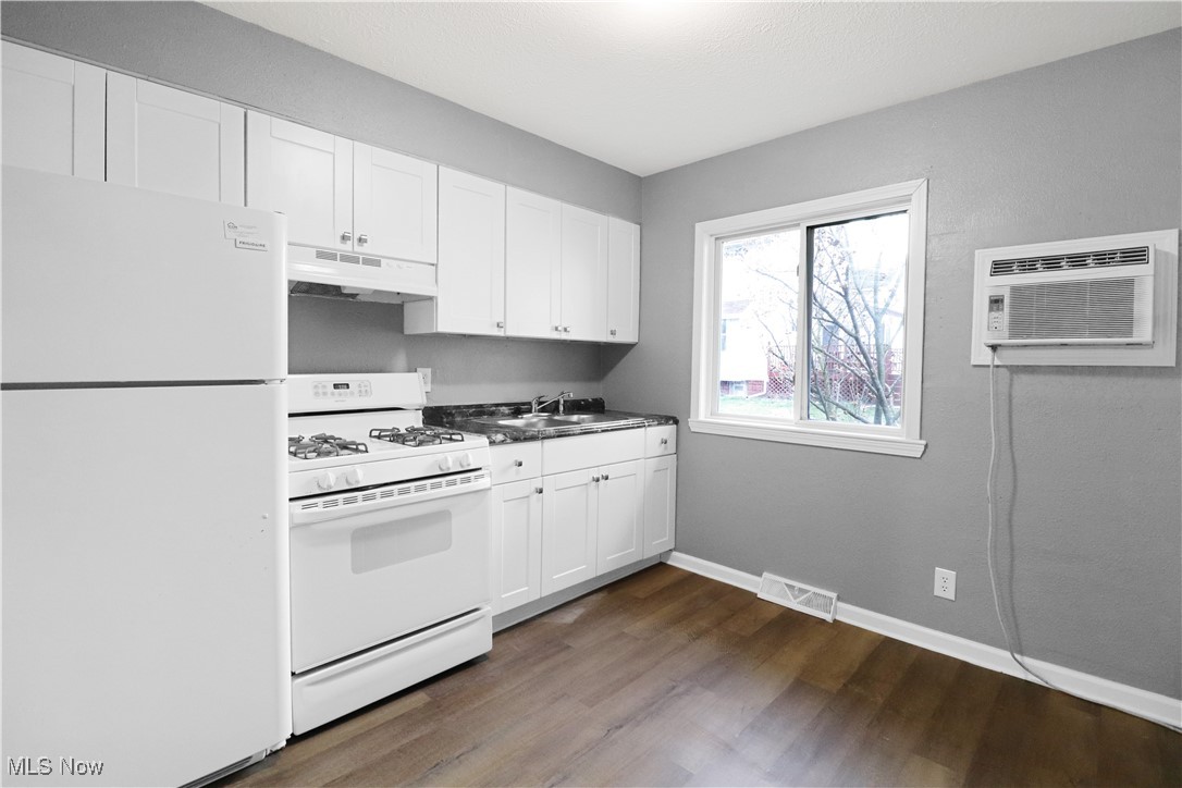 1330 W Waterloo Road Akron OH 44314