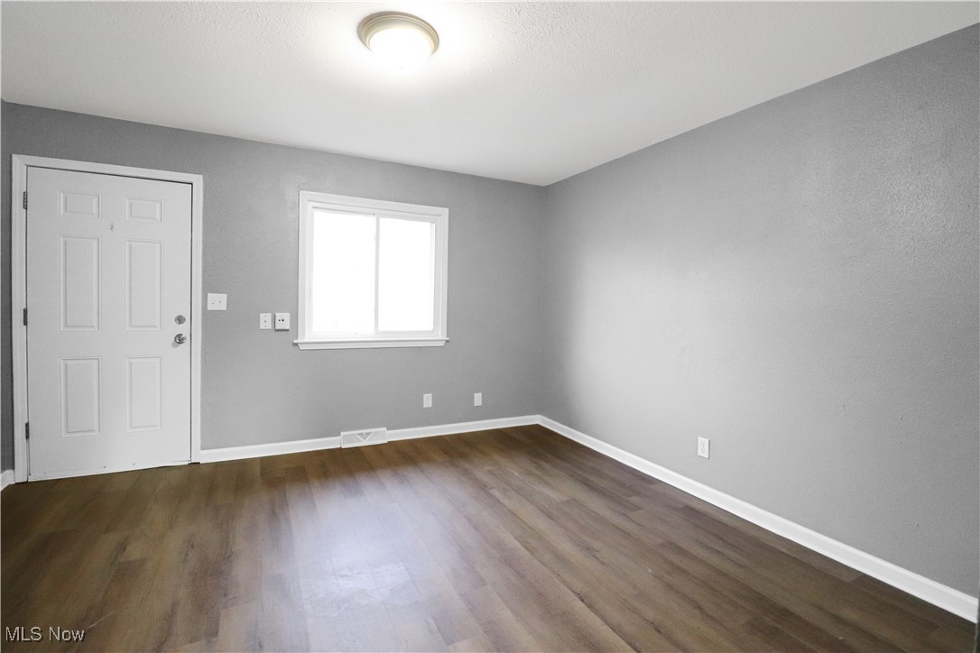 1330 W Waterloo Road Akron OH 44314