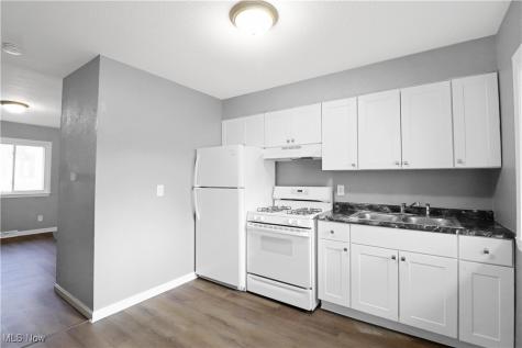 1330 W Waterloo Road Akron OH 44314