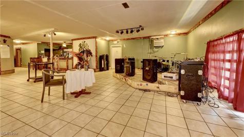 10035 Johnsford Road SW Navarre OH 44608