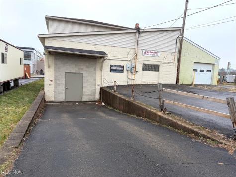 814 Cleveland Avenue NW Canton OH 44702