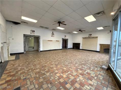 814 Cleveland Avenue NW Canton OH 44702