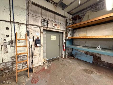 814 Cleveland Avenue NW Canton OH 44702