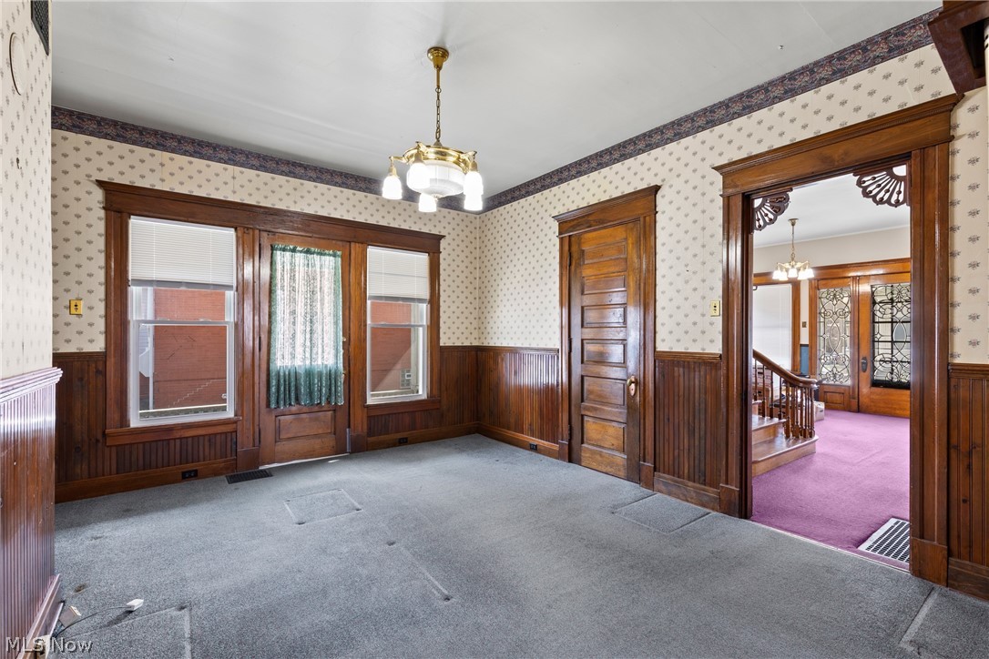 894 National Road Bridgeport OH 43912