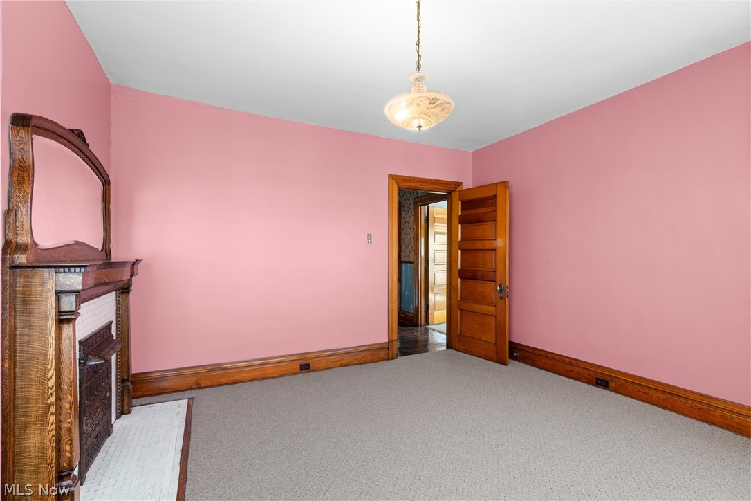 894 National Road Bridgeport OH 43912