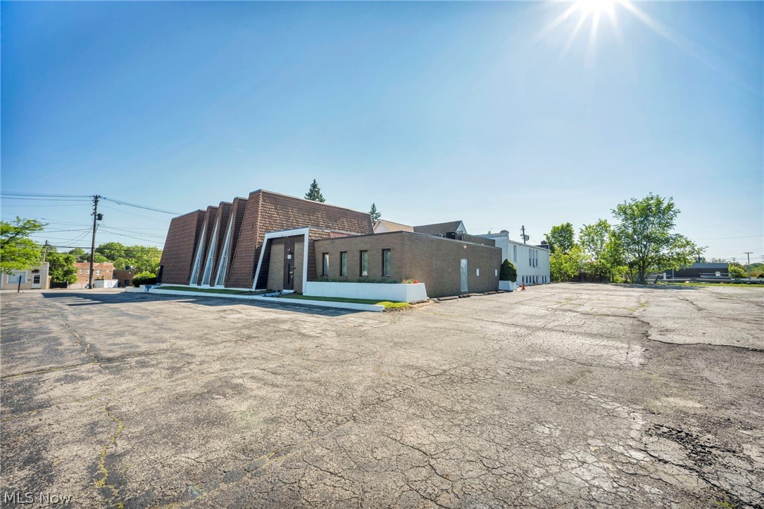 15715 Libby Road Maple Heights OH 44137