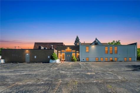 15715 Libby Road Maple Heights OH 44137