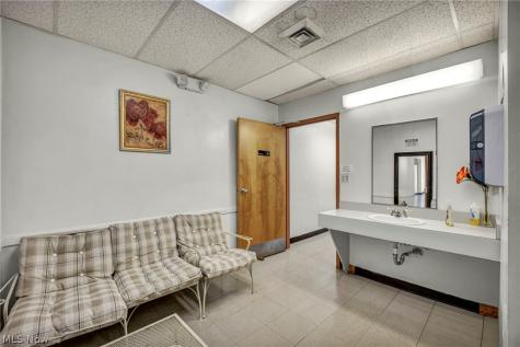 15715 Libby Road Maple Heights OH 44137