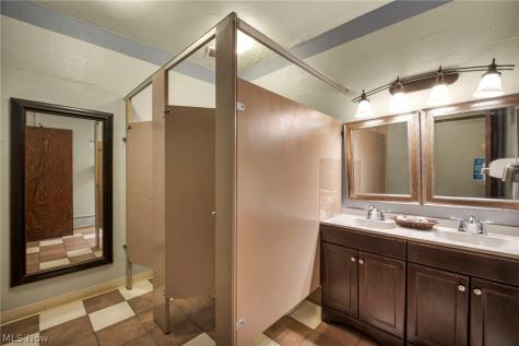15715 Libby Road Maple Heights OH 44137