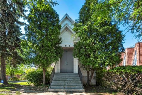 15715 Libby Road Maple Heights OH 44137