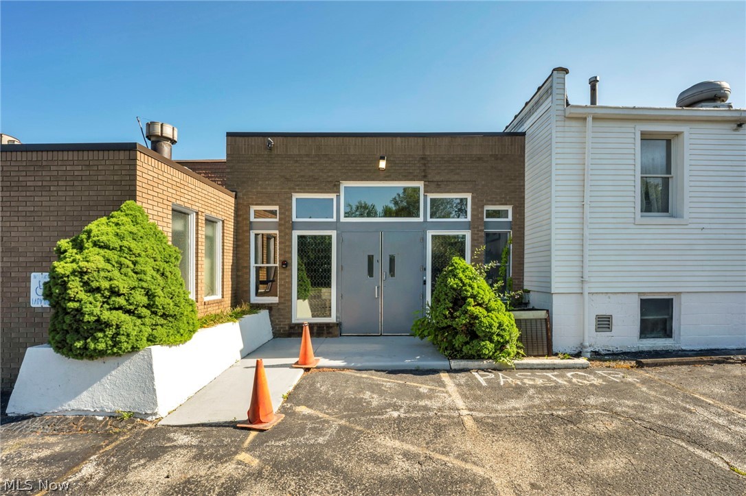 15715 Libby Road Maple Heights OH 44137