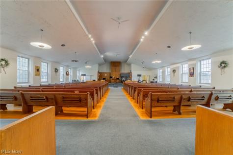 2150 Warren Road Lakewood OH 44107