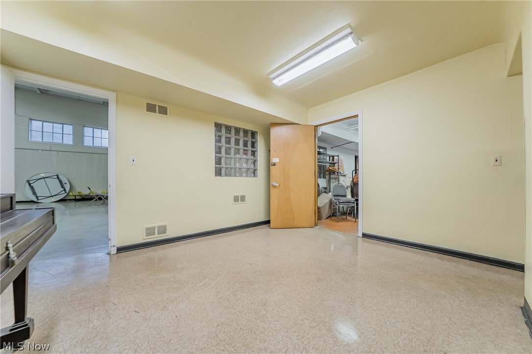 2150 Warren Road Lakewood OH 44107