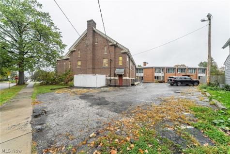2150 Warren Road Lakewood OH 44107