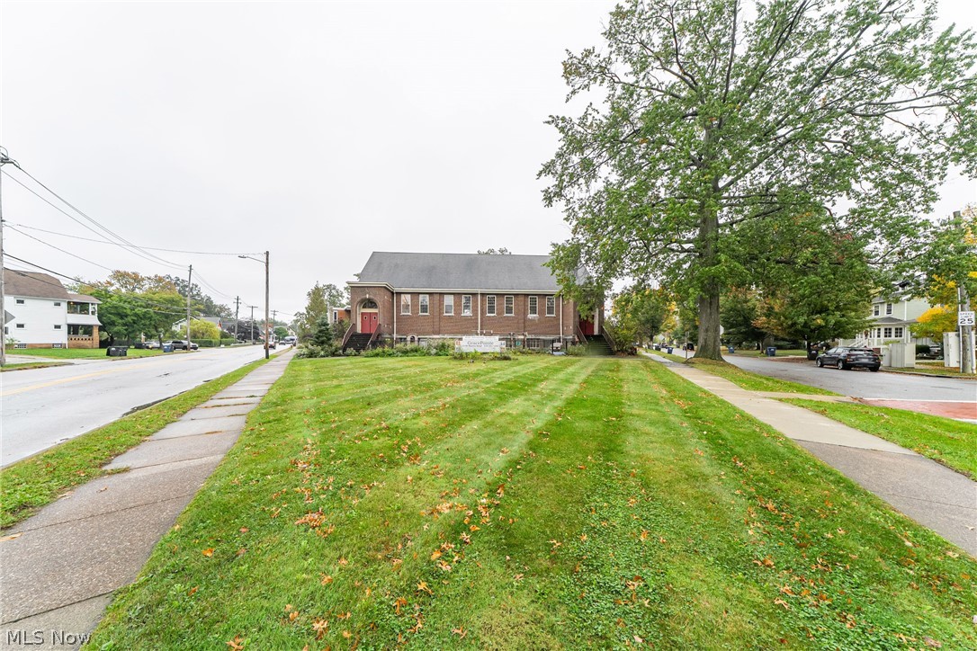 2150 Warren Road Lakewood OH 44107