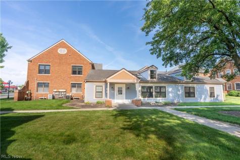 133 Wilbur Drive NE North Canton OH 44720