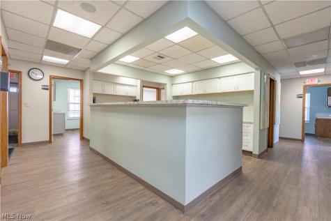133 Wilbur Drive NE North Canton OH 44720