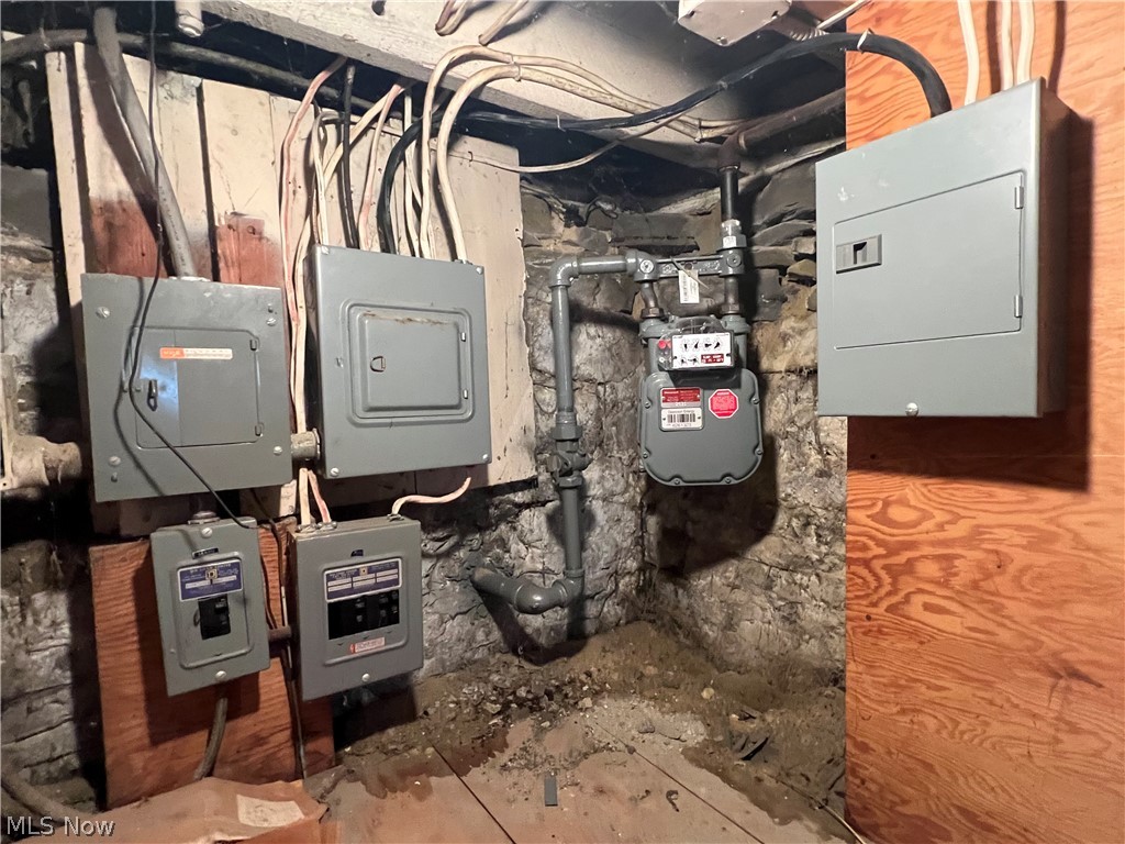 180 Washington Street Conneaut OH 44030