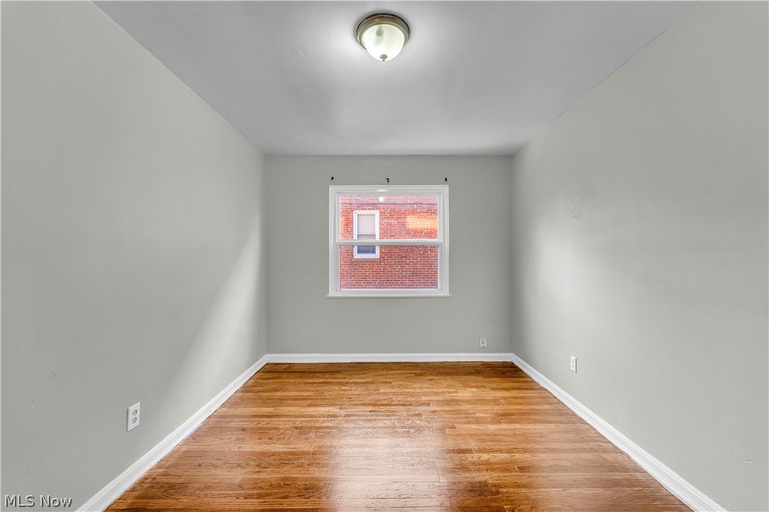 2649 Noble Road Cleveland Heights OH 44121