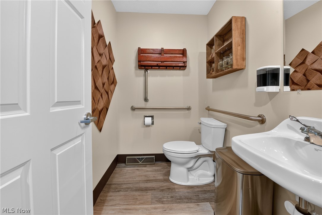 229 Leatherman Road Wadsworth OH 44281