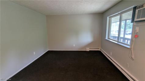 2597 Cory Avenue Akron OH 44314