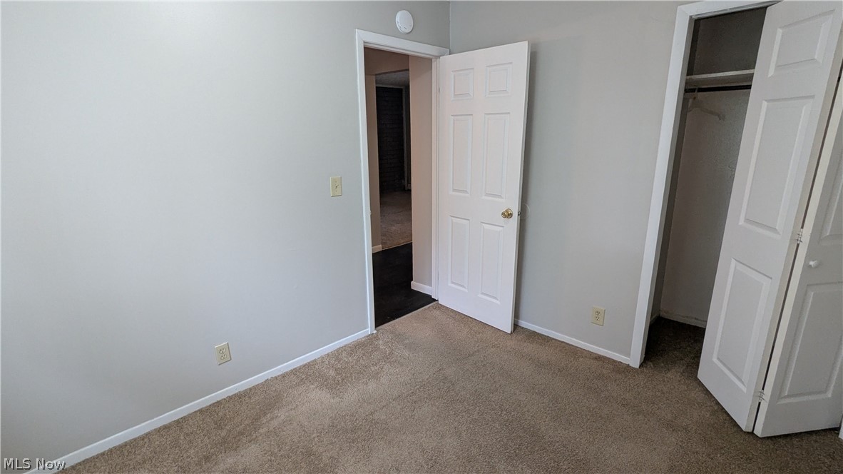 2597 Cory Avenue Akron OH 44314