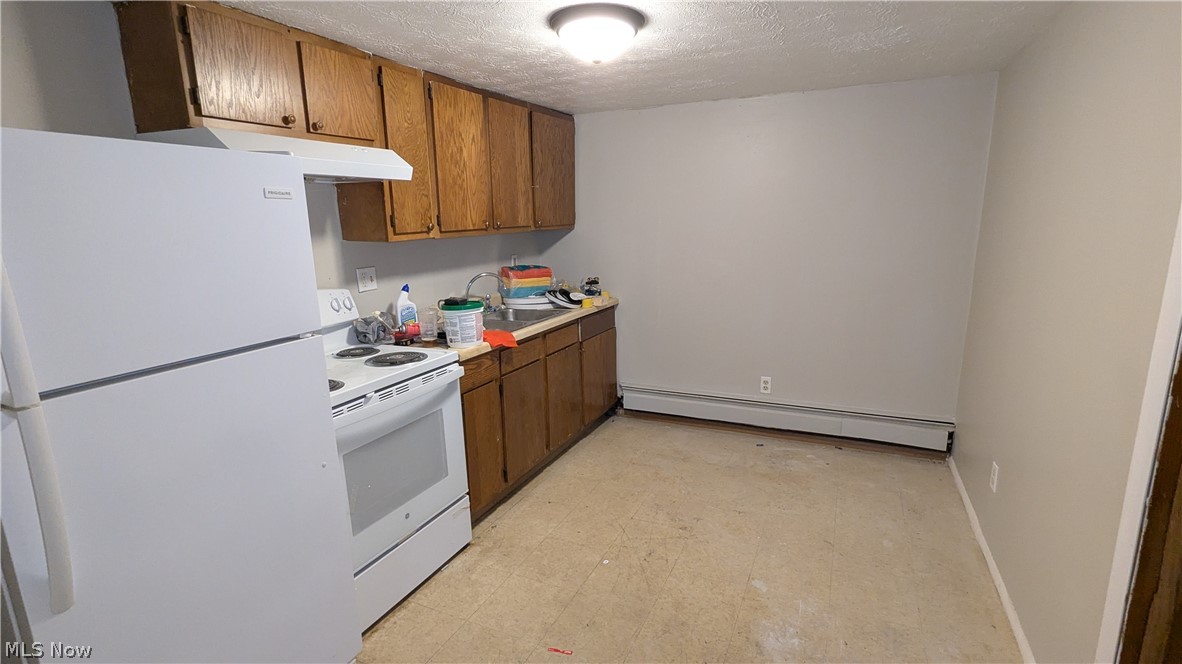 2597 Cory Avenue Akron OH 44314