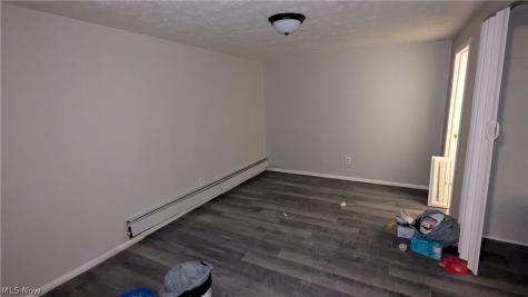 2597 Cory Avenue Akron OH 44314