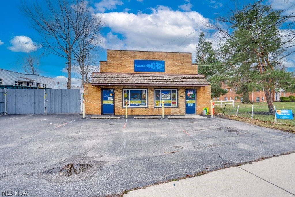 4873 Broadview Road Cleveland OH 44109