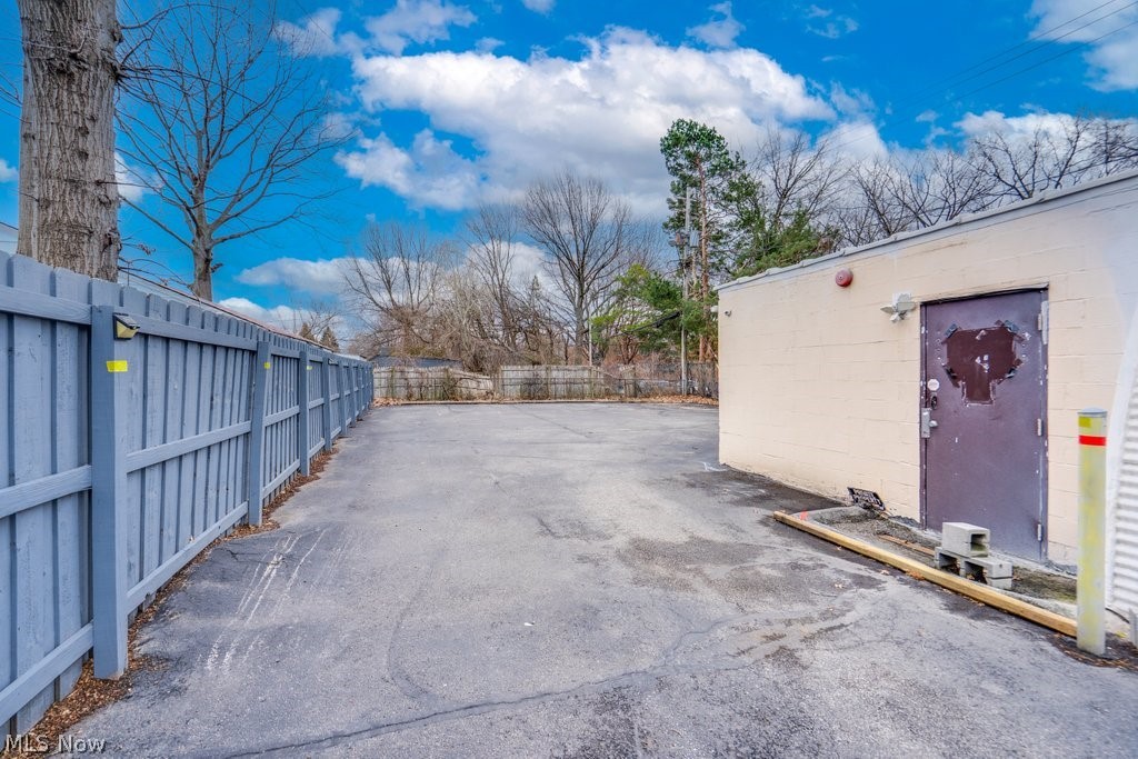 4873 Broadview Road Cleveland OH 44109