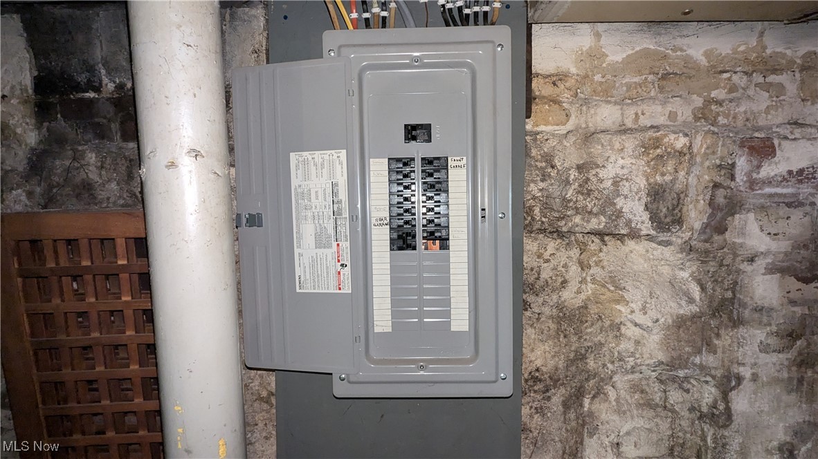 2227 6th Street SW Akron OH 44314