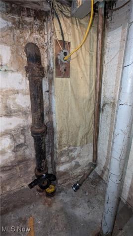 2227 6th Street SW Akron OH 44314