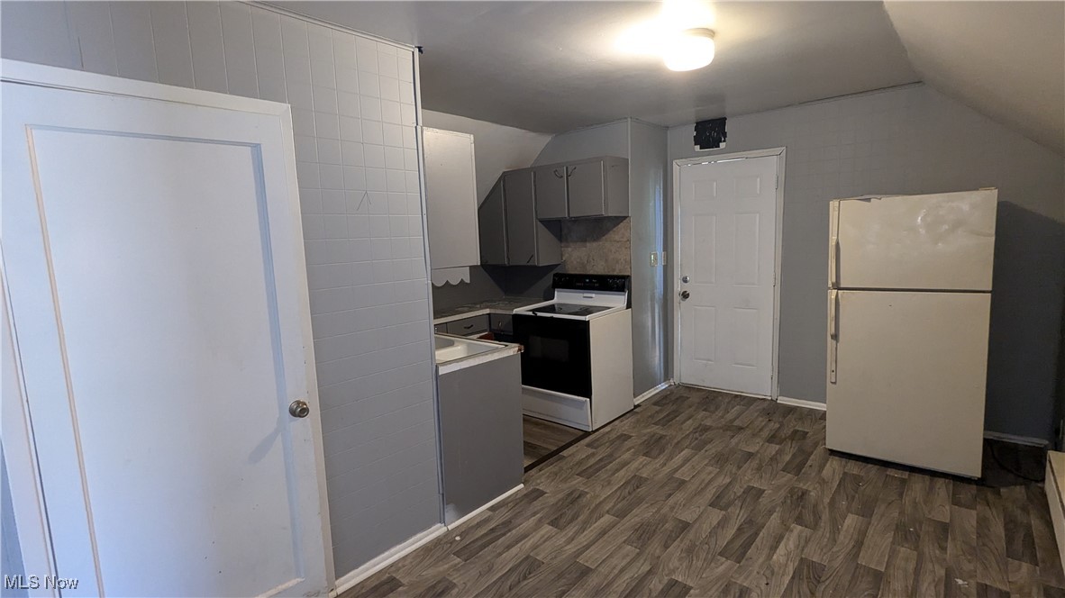 2227 6th Street SW Akron OH 44314