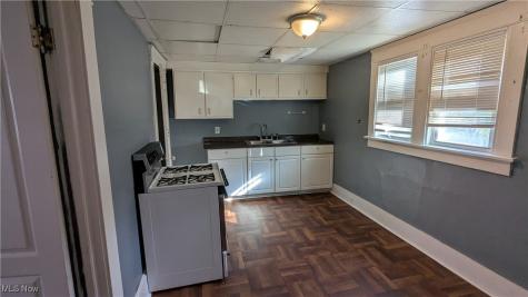 2227 6th Street SW Akron OH 44314