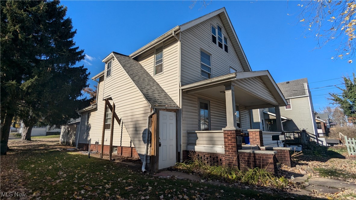 2227 6th Street SW Akron OH 44314